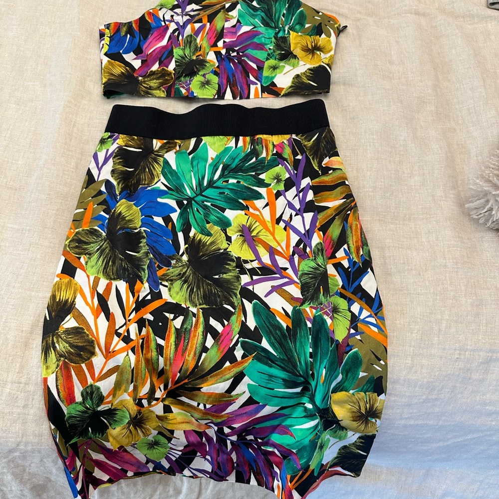 Colorful Tropical Two-Piece Set - Picture 2 of 8